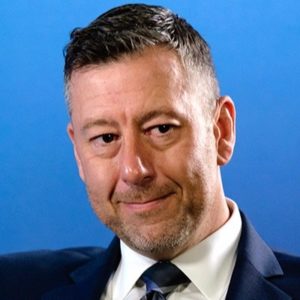 Robert Mills Headshot